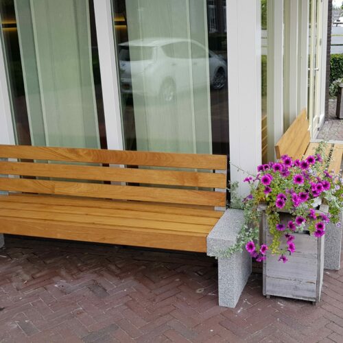 Parkbank model Kampas 18 Nog een afbeelding van onze parkbanken Kampas in Casteren.